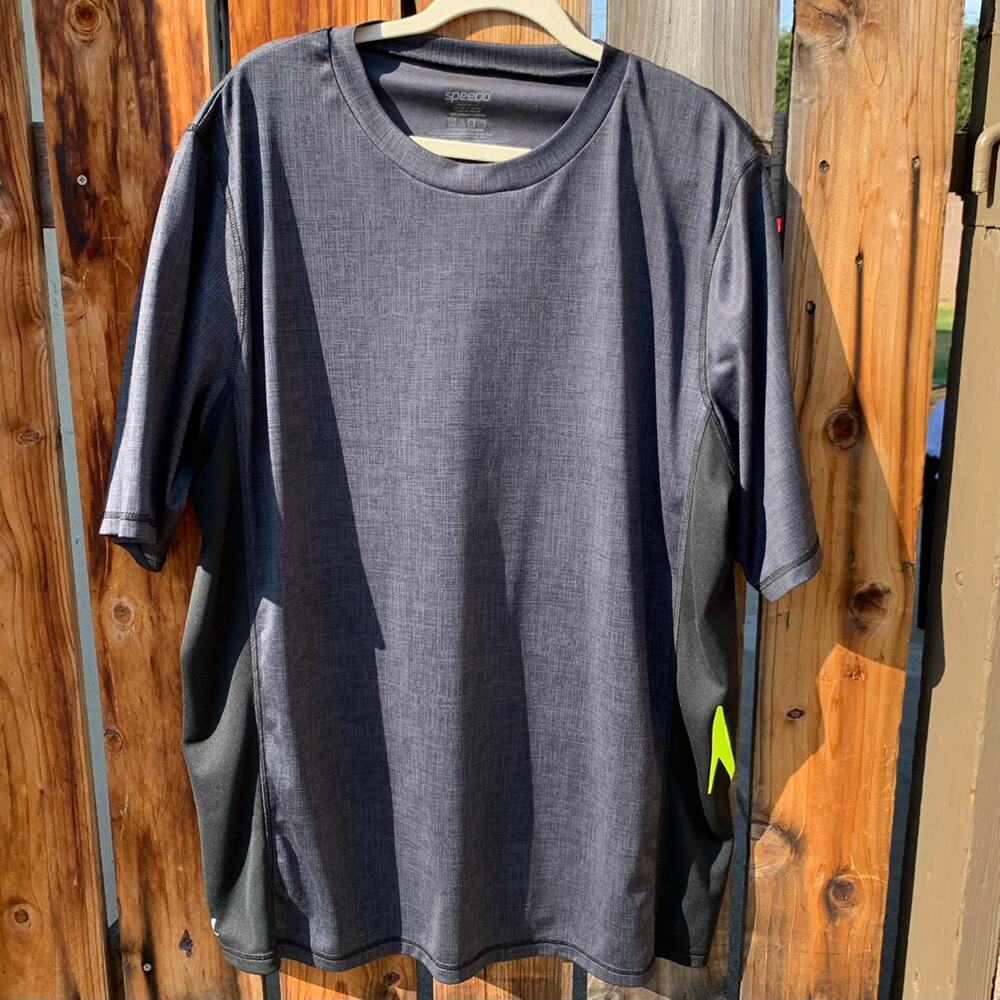 Speedo drifit shirt gray size XXL